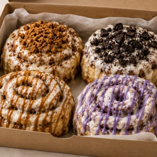 TOMO Center Bite Cinnamon Roll 4 Pack- Next Day Pickup After 11AM