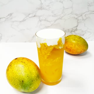 Mango Green Tea w/sweet cream