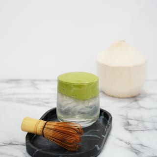 Matcha Foam w/ Coconut Water
