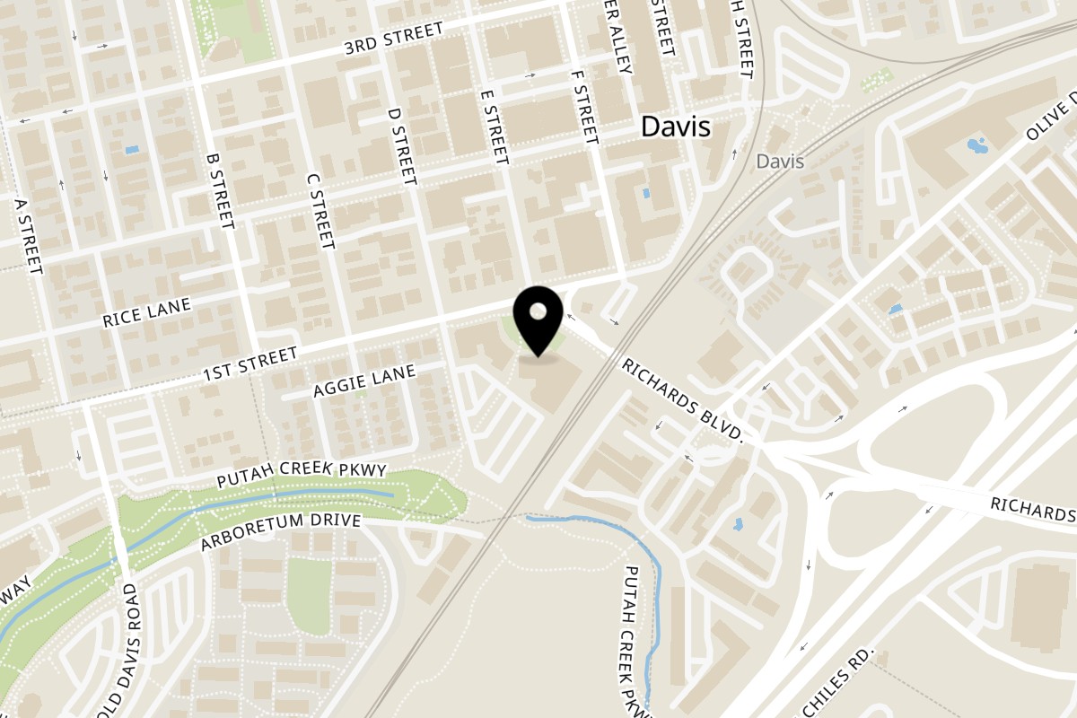 Map showing the location of Tomo Tea House Davis on 500 1st St Suite 5 in Davis